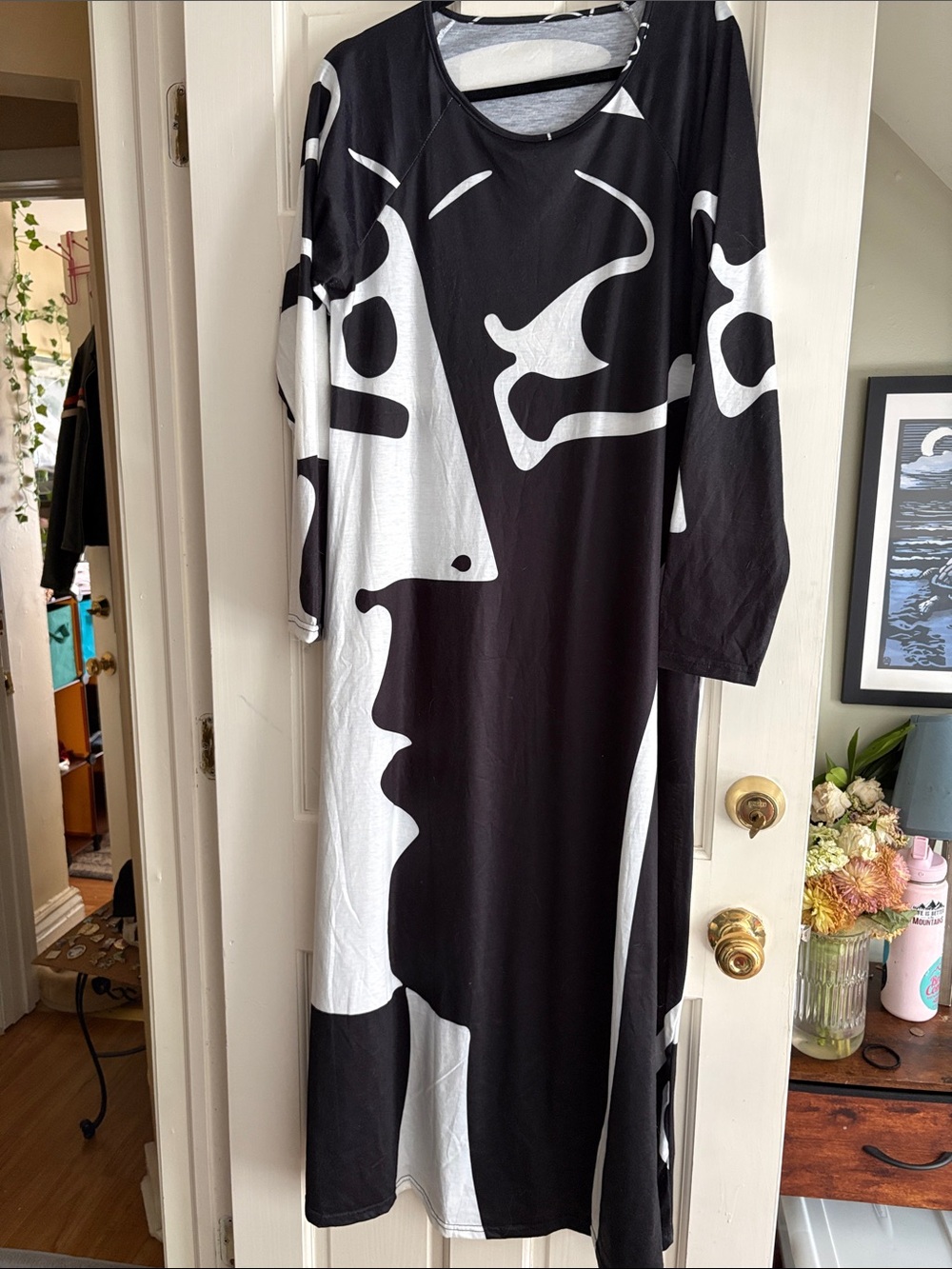 Black & White Abstract Face Long Sleeve Dress